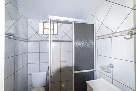 Casa para alugar com 80m², 2 quartos e 1 vaga Casa para alugar com 80m², 2 quartos e 1 vagaBanheiro Social