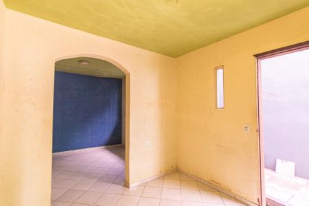 Casa para alugar com 80m², 2 quartos e 1 vaga Casa para alugar com 80m², 2 quartos e 1 vagaSala
