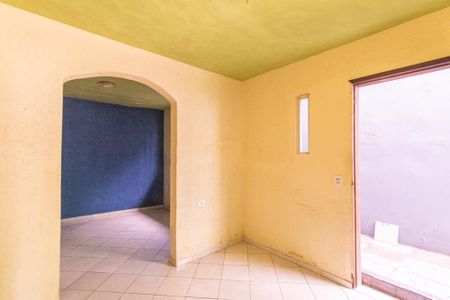 Casa para alugar com 80m², 2 quartos e 1 vaga Casa para alugar com 80m², 2 quartos e 1 vagaSala