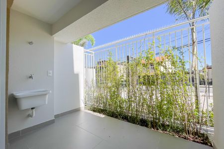 Studio para alugar com 28m², 1 quarto e sem vaga Studio para alugar com 28m², 1 quarto e sem vagaSacada