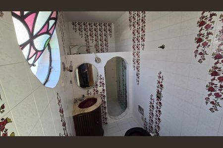 Banheiro de casa à venda com 3 quartos, 268m² em Concórdia, Belo Horizonte