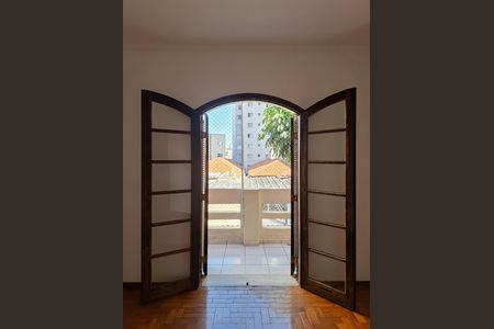 Quarto 1 de casa para alugar com 2 quartos, 100m² em Jardim São Paulo, São Paulo