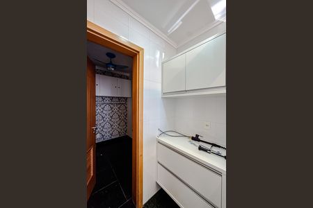 Apartamento à venda com 280m², 4 quartos e 5 vagas Apartamento à venda com 280m², 4 quartos e 5 vagasQuarto de Serviço