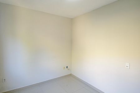 Quarto 1 de apartamento para alugar com 2 quartos, 45m² em Campo Grande, Rio de Janeiro