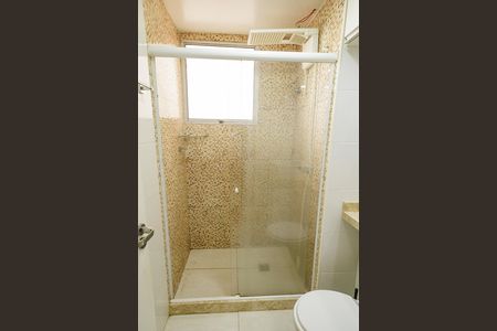 Banheiro de apartamento para alugar com 2 quartos, 45m² em Campo Grande, Rio de Janeiro