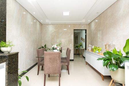 Sala de Jantar de casa para alugar com 3 quartos, 2000m² em Vila Carmosina, São Paulo