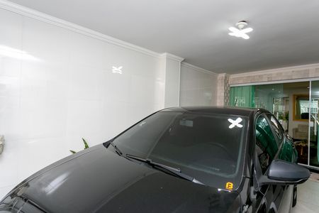 Garagem  de casa para alugar com 3 quartos, 2000m² em Vila Carmosina, São Paulo