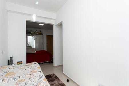 Quarto 2 de casa para alugar com 3 quartos, 2000m² em Vila Carmosina, São Paulo
