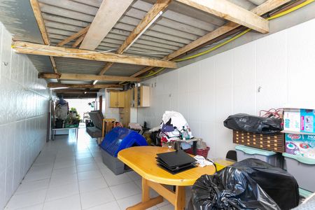 Terraço  de casa para alugar com 3 quartos, 2000m² em Vila Carmosina, São Paulo