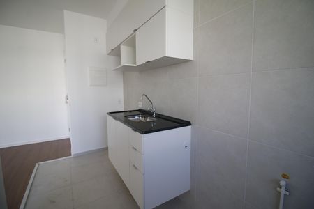 Cozinha de apartamento para alugar com 2 quartos, 46m² em Barra Olímpica, Rio de Janeiro
