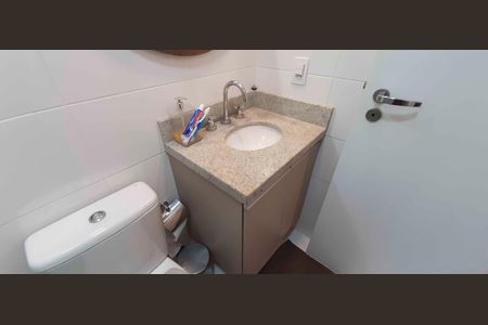 Apartamento à venda com 54m², 2 quartos e 1 vaga Apartamento à venda com 54m², 2 quartos e 1 vagaBanheiro Social
