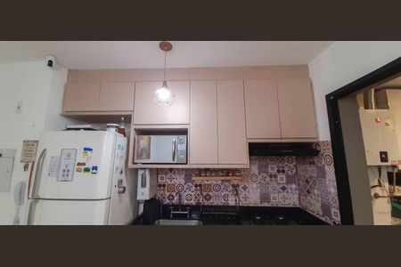 Apartamento à venda com 54m², 2 quartos e 1 vaga Apartamento à venda com 54m², 2 quartos e 1 vagaCozinha