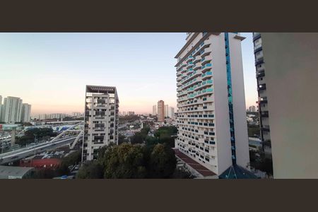 Apartamento à venda com 54m², 2 quartos e 1 vaga Apartamento à venda com 54m², 2 quartos e 1 vagaVista da Varanda Gourmet
