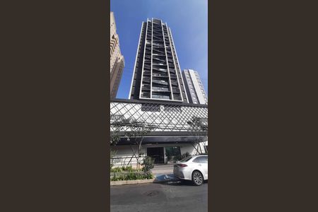Apartamento à venda com 54m², 2 quartos e 1 vaga Apartamento à venda com 54m², 2 quartos e 1 vagaFachada e portaria