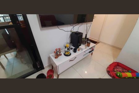 Apartamento à venda com 54m², 2 quartos e 1 vaga Apartamento à venda com 54m², 2 quartos e 1 vagaSala