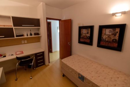 Apartamento à venda com 82m², 3 quartos e 1 vaga Apartamento à venda com 82m², 3 quartos e 1 vagaQUARTO 2