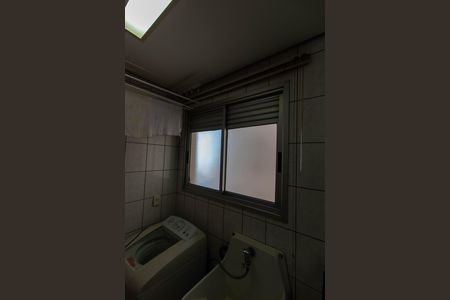 ÁREA DE SERVIÇO de apartamento para alugar com 3 quartos, 82m² em Vila Brandina, Campinas