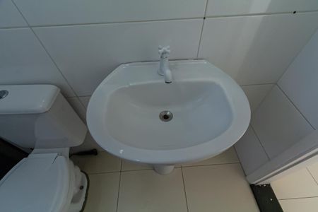 Apartamento para alugar com 59m², 2 quartos e 1 vaga Apartamento para alugar com 59m², 2 quartos e 1 vagaBanheiro