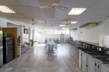 Apartamento à venda com 78m², 3 quartos e 1 vaga Apartamento à venda com 78m², 3 quartos e 1 vagaÁrea comum - Salão de festas