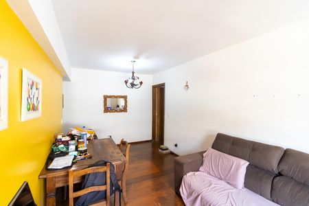 Apartamento à venda com 78m², 3 quartos e 1 vaga Apartamento à venda com 78m², 3 quartos e 1 vagaSala