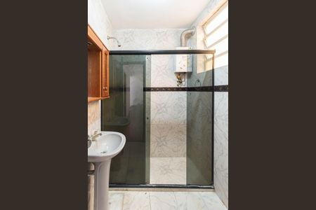 Apartamento para alugar com 76m², 2 quartos e sem vagaBanheiro