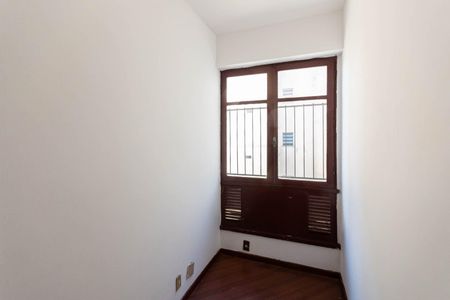 Apartamento para alugar com 76m², 2 quartos e sem vagaSala