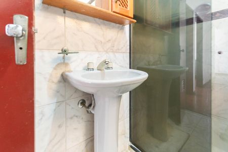 Apartamento para alugar com 76m², 2 quartos e sem vagaBanheiro