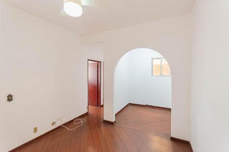Apartamento para alugar com 76m², 2 quartos e sem vagaSala