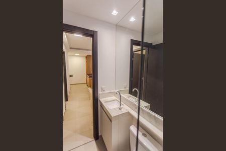 Banheiro Social de apartamento para alugar com 2 quartos, 129m² em Santa Efigênia, Belo Horizonte