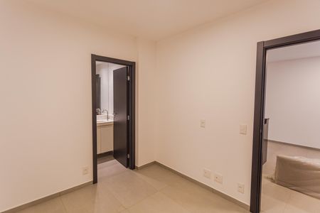 Suíte de apartamento para alugar com 2 quartos, 129m² em Santa Efigênia, Belo Horizonte