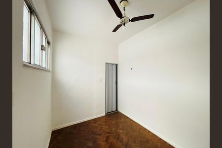 Apartamento para alugar com 56m², 2 quartos e sem vaga
