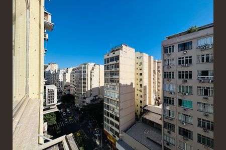 Apartamento para alugar com 56m², 2 quartos e sem vaga