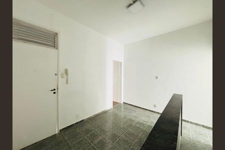 Apartamento para alugar com 56m², 2 quartos e sem vaga