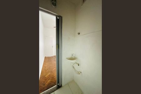 Apartamento para alugar com 56m², 2 quartos e sem vaga