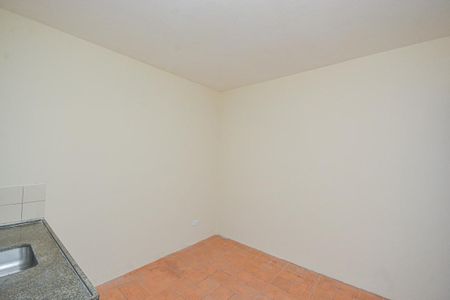 Cozinha de casa para alugar com 2 quartos, 95m² em Jardim Lucélia, São Paulo