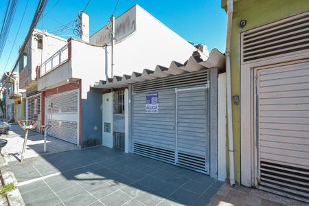Fachada de casa para alugar com 2 quartos, 95m² em Jardim Lucélia, São Paulo