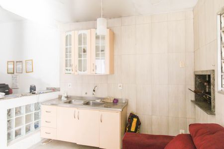 Casa à venda com 1100m², 8 quartos e 4 vagas Casa à venda com 1100m², 8 quartos e 4 vagasÁrea externa