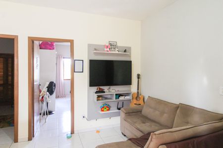 Casa à venda com 1100m², 8 quartos e 4 vagas Casa à venda com 1100m², 8 quartos e 4 vagasSala 3