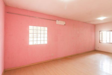 Casa à venda com 1100m², 8 quartos e 4 vagas Casa à venda com 1100m², 8 quartos e 4 vagasQuarto 1