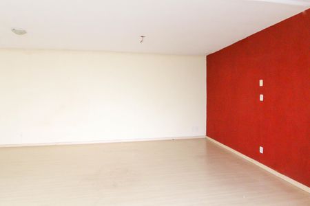 Sala 2 de casa à venda com 8 quartos, 1100m² em Niterói, Canoas