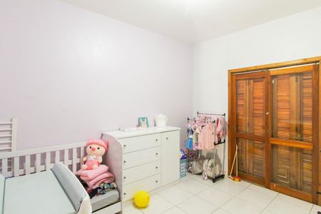 Casa à venda com 1100m², 8 quartos e 4 vagas Casa à venda com 1100m², 8 quartos e 4 vagasQuarto 3