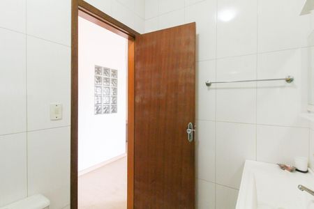 Casa à venda com 1100m², 8 quartos e 4 vagas Casa à venda com 1100m², 8 quartos e 4 vagasBanheiro 1