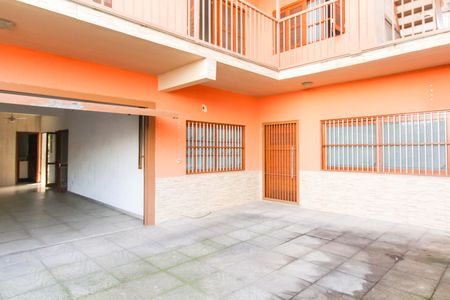 Área externa de casa à venda com 8 quartos, 1100m² em Niterói, Canoas
