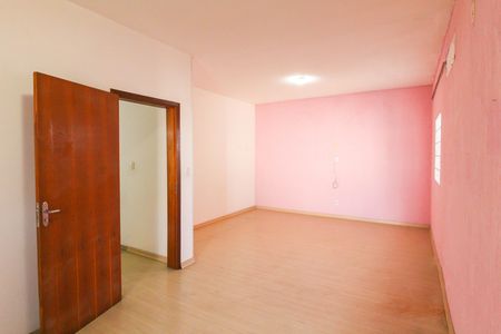 Casa à venda com 1100m², 8 quartos e 4 vagas Casa à venda com 1100m², 8 quartos e 4 vagasQuarto 1