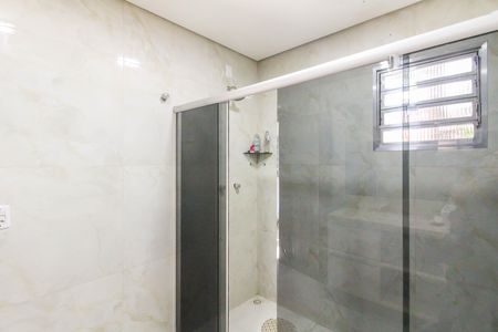 Casa à venda com 1100m², 8 quartos e 4 vagas Casa à venda com 1100m², 8 quartos e 4 vagasBanheiro 2