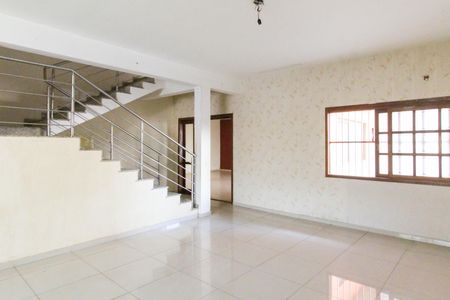 Casa à venda com 1100m², 8 quartos e 4 vagas Casa à venda com 1100m², 8 quartos e 4 vagasCozinha