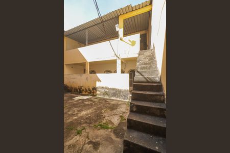 Fachada de casa à venda com 1 quarto, 42m² em Realengo, Rio de Janeiro