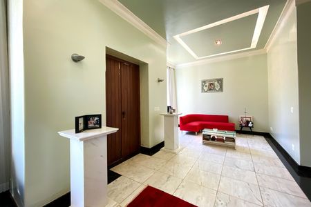 Casa de condomínio à venda com 357m², 5 quartos e 9 vagas Casa de condomínio à venda com 357m², 5 quartos e 9 vagasSala