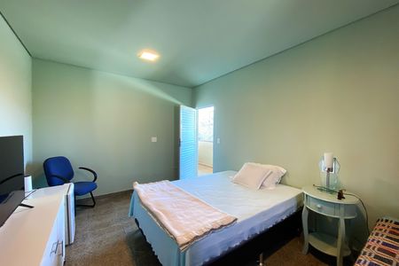 Casa de condomínio à venda com 357m², 5 quartos e 9 vagas Casa de condomínio à venda com 357m², 5 quartos e 9 vagasQuarto 4 (externo)