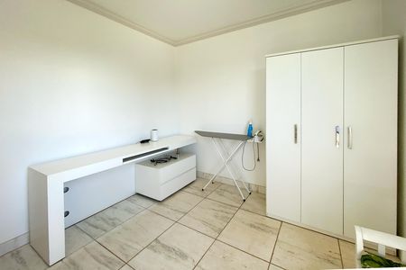 Casa de condomínio à venda com 357m², 5 quartos e 9 vagas Casa de condomínio à venda com 357m², 5 quartos e 9 vagasQuarto 2